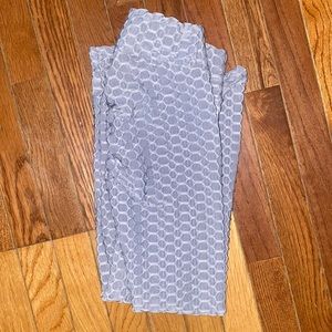 Booty scrunch leggings in gray